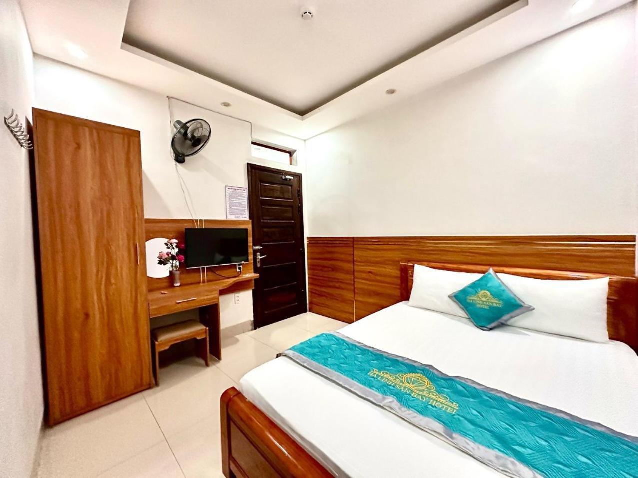 Ha Linh Hotel Db - By Bay Luxury Diện Biên Phủ Exteriör bild