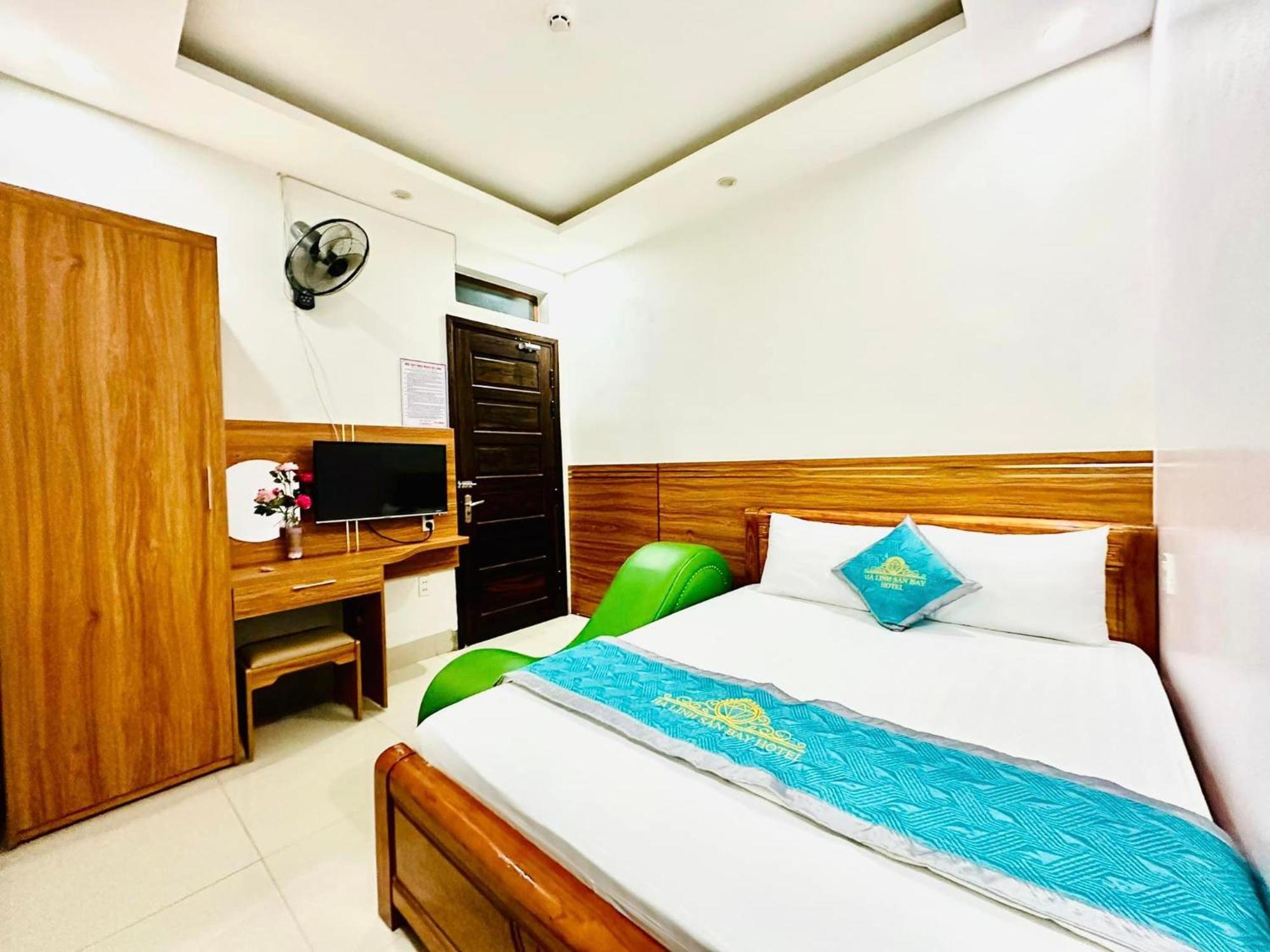Ha Linh Hotel Db - By Bay Luxury Diện Biên Phủ Exteriör bild